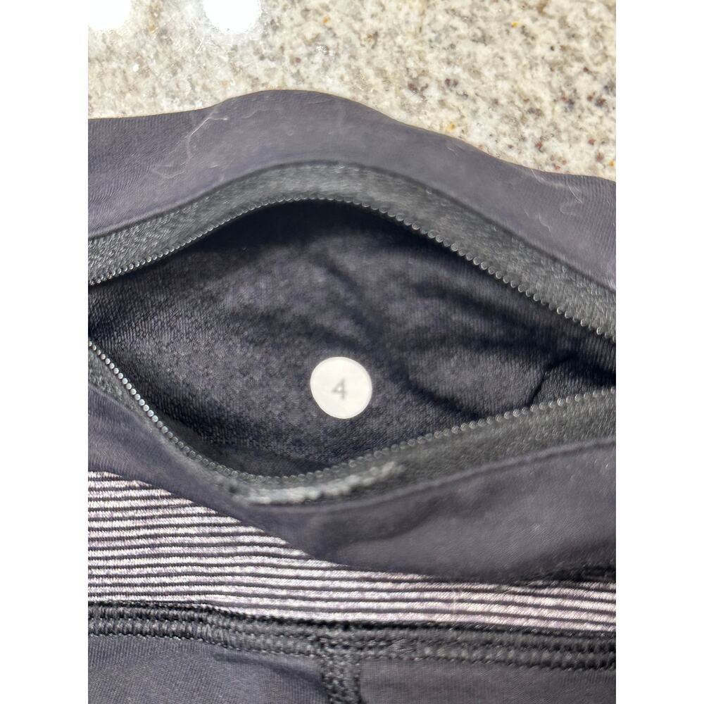 🖤✨ Lululemon Inspire Cropped Black Leggings Size 4 - Strong Girl Chic 💪🏃‍♀️ - Picture 7 of 8